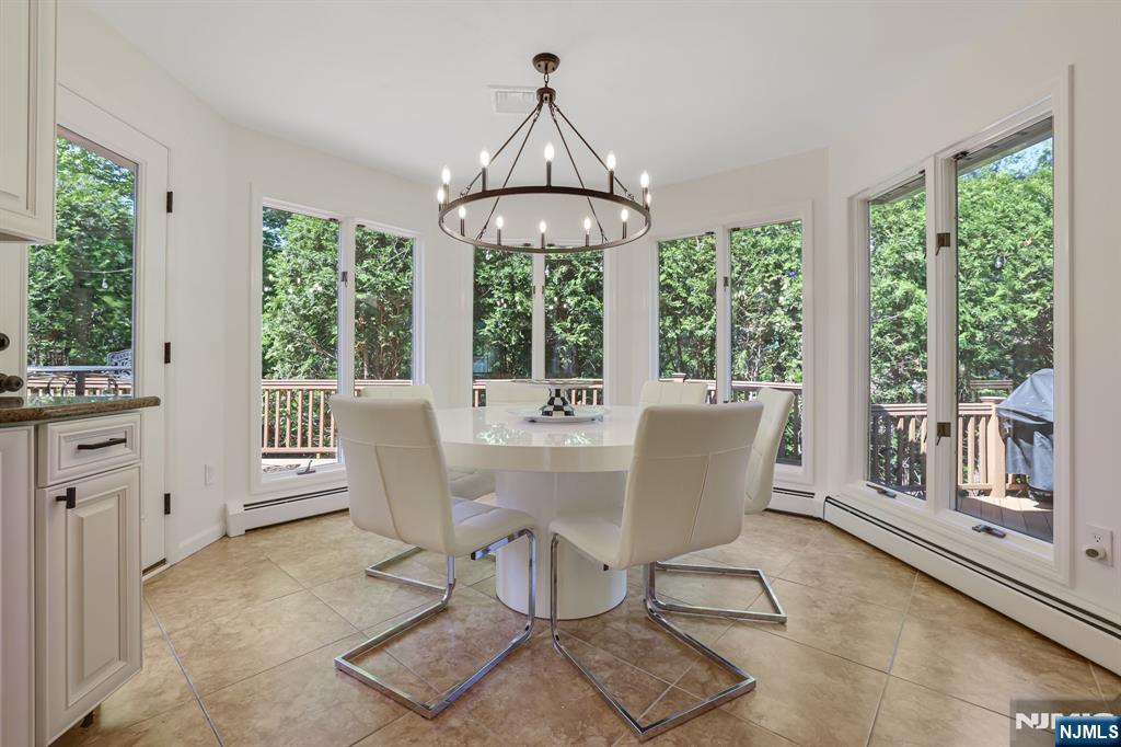 6 Kristen Court — photo 15