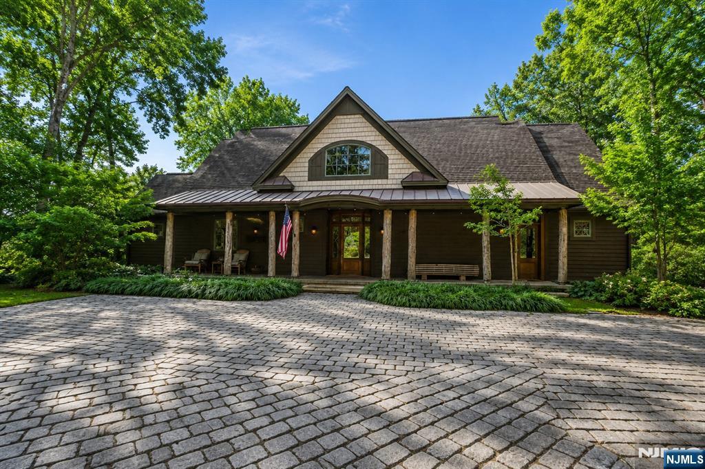 Homes for sale in Allamuchy, NJ | 17 Quaker Church Rd, Allamuchy, NJ 07821 | MLS# 26018726