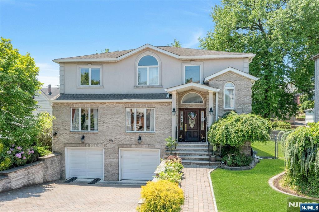 244 Mcelroy Ave, Fort Lee, NJ 07024