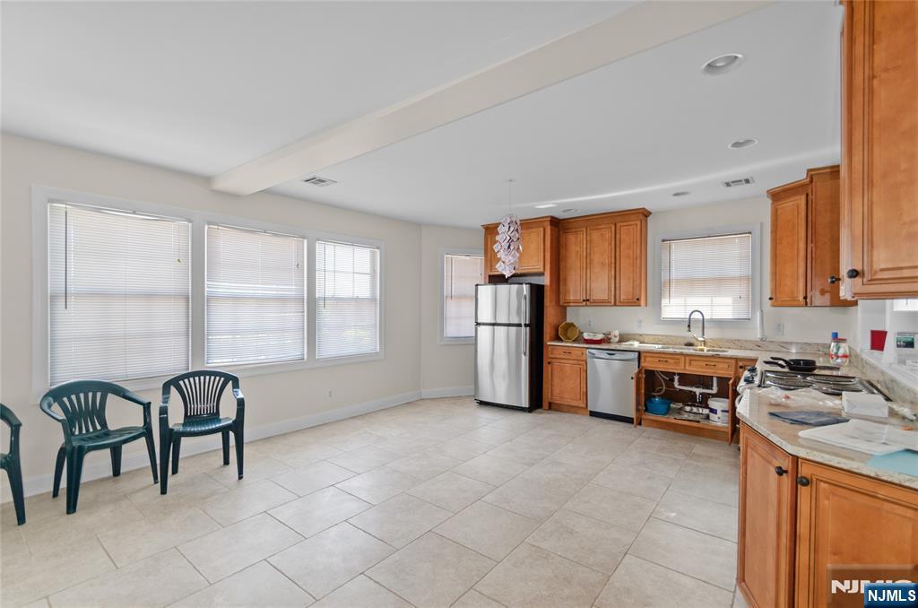 431 Washington Avenue — photo 25