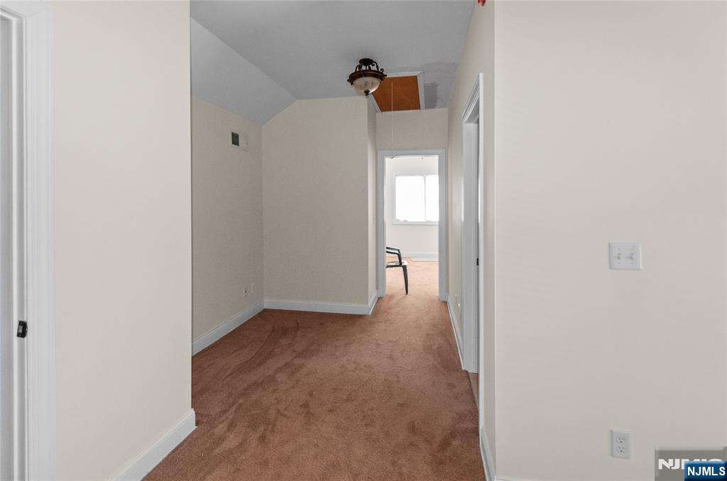431 Washington Avenue — photo 38