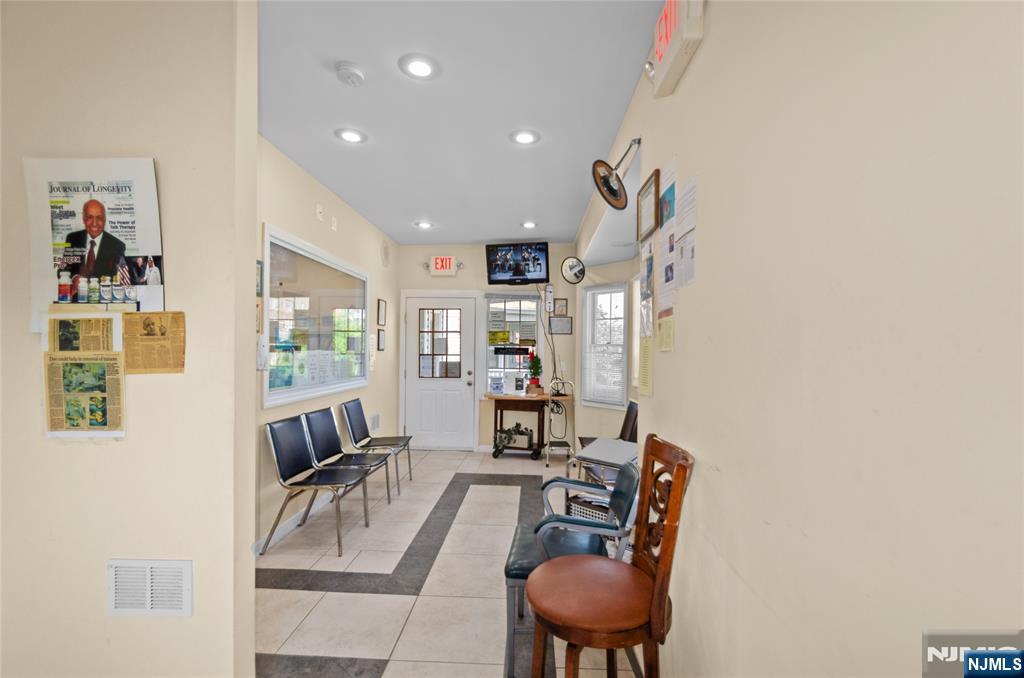 431 Washington Avenue — photo 6