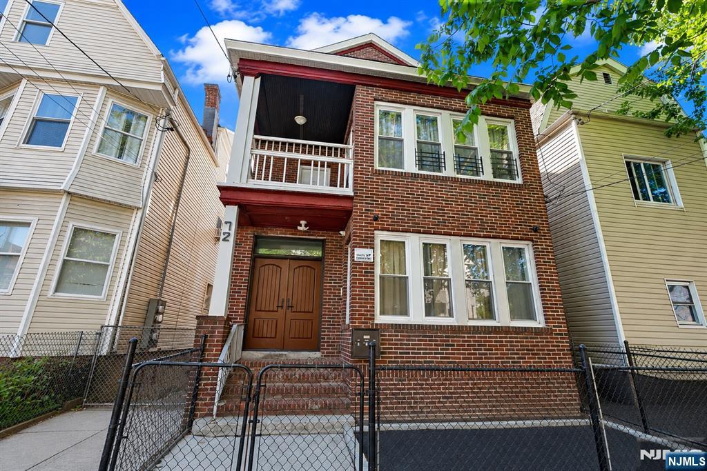 72 Seymour Avenue 1 - Photo 2