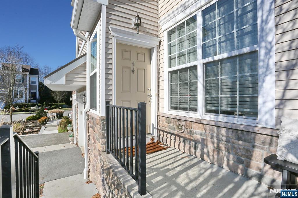 4 Masterson Court 4 - Photo 3