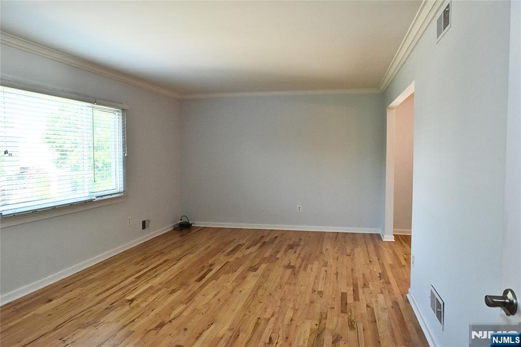 10 Garden Drive 2 - Photo 3