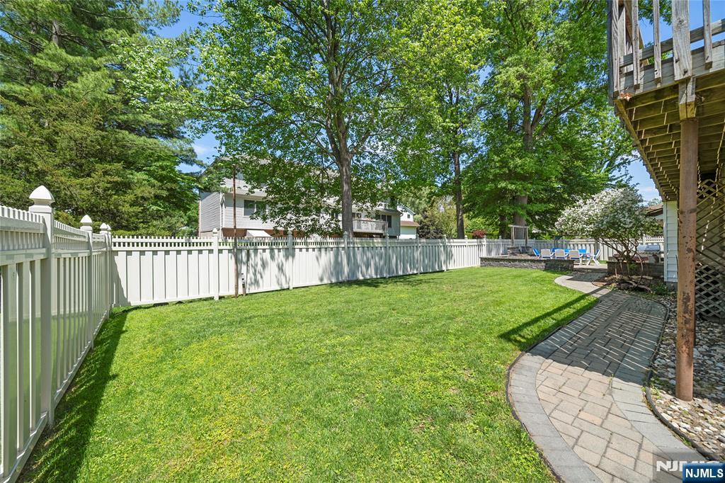 22 Kendrick Street, Paramus, NJ 07652 Listing Photo  31