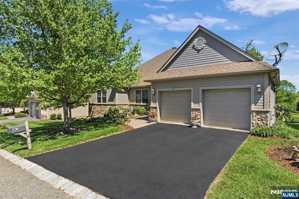 14 Wentworth Court - Photo 2