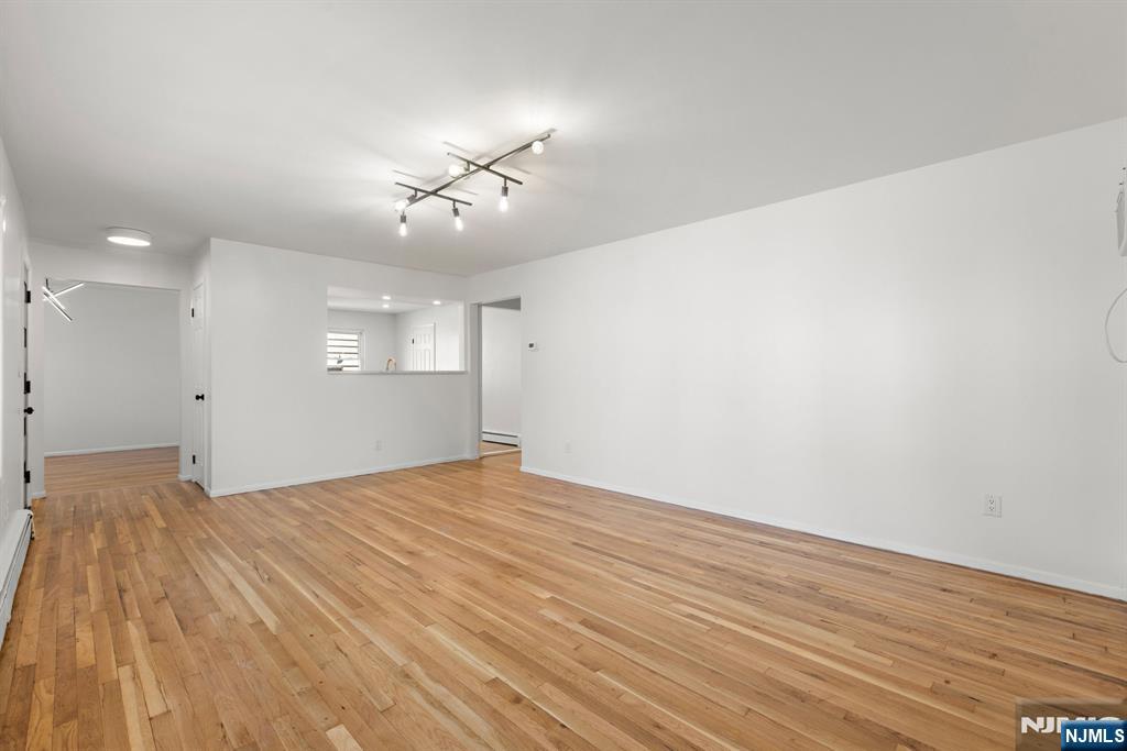 54 W Columbia Avenue, Palisades Park, NJ 07650 Listing Photo  10