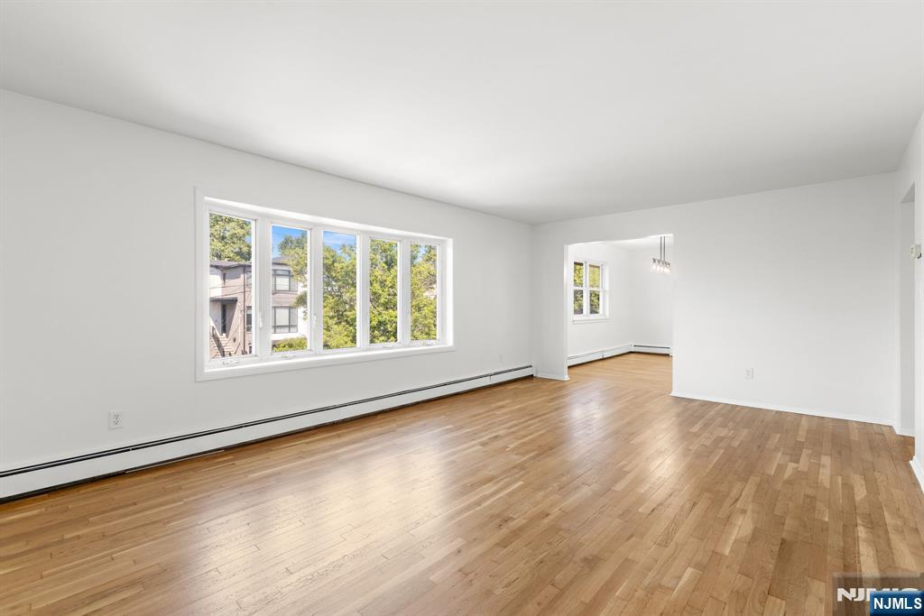 54 Columbia Avenue — photo 18