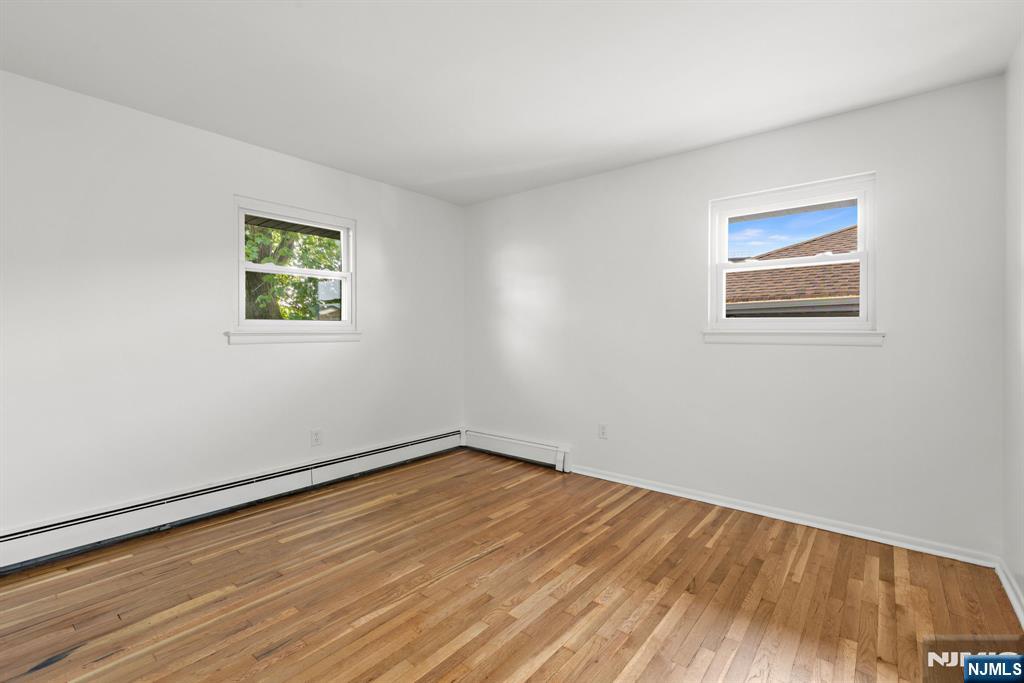 54 W Columbia Avenue, Palisades Park, NJ 07650 Listing Photo  25