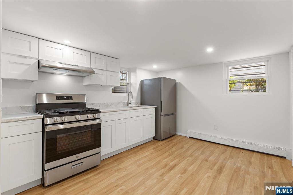 54 W Columbia Avenue, Palisades Park, NJ 07650 Listing Photo  28