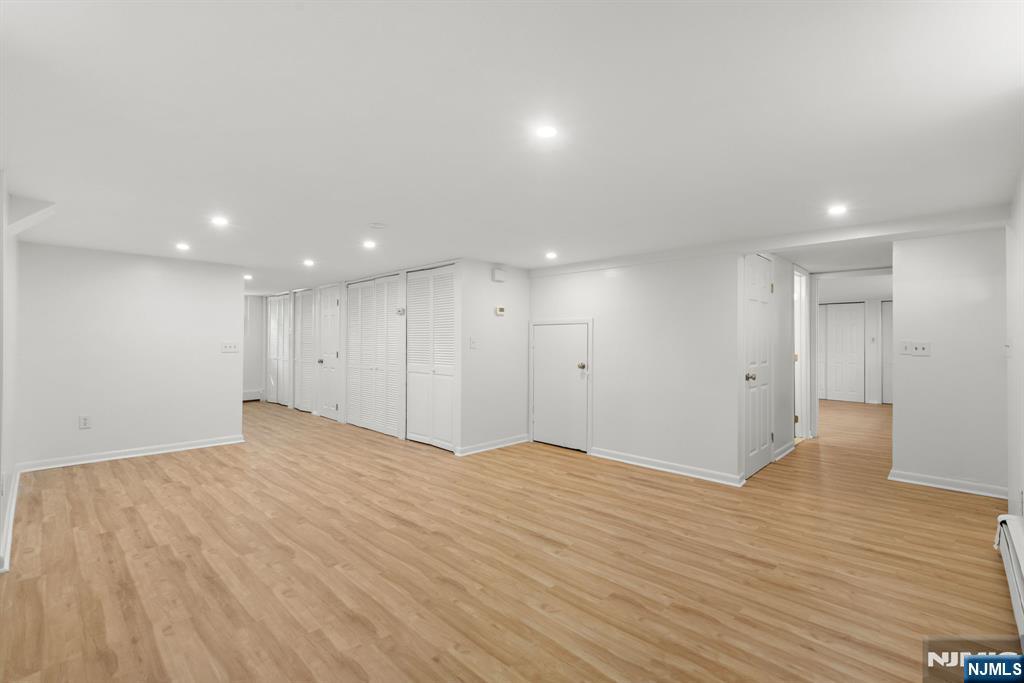 54 Columbia Avenue — photo 32