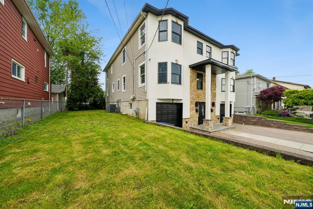 268 Bell Avenue — photo 48