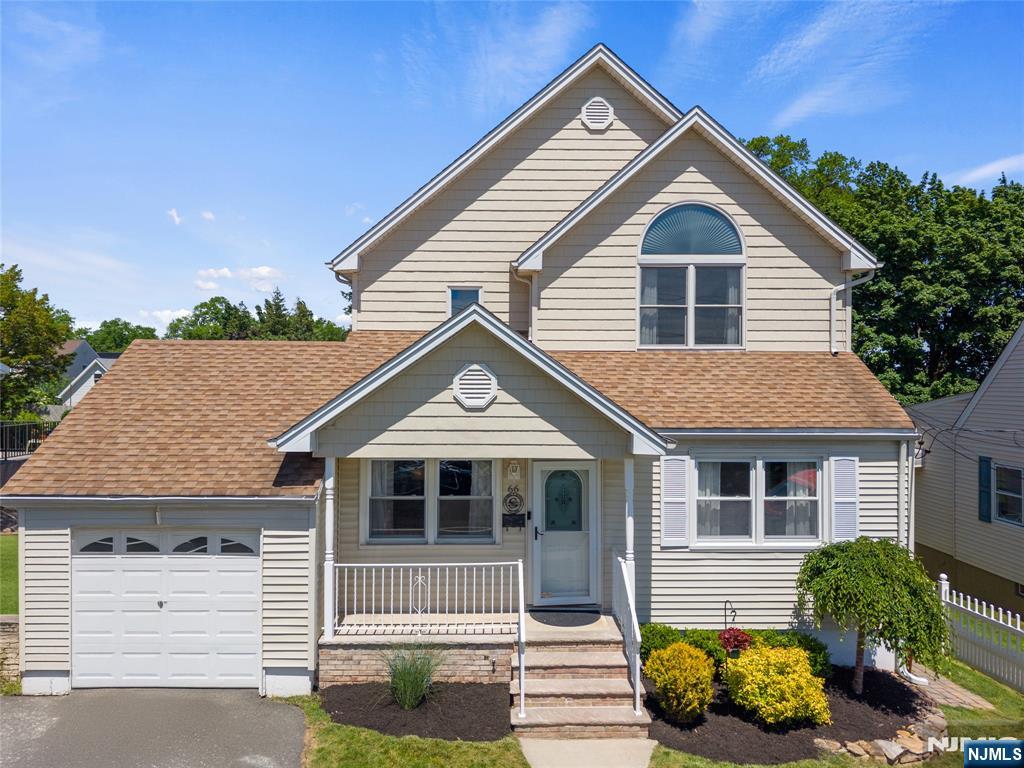 66 Fischer Avenue - Photo 1