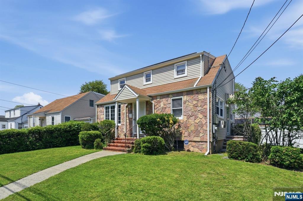Homes for sale in Bergenfield, NJ | 73 Highland Ave, Bergenfield, NJ 07621 | MLS# 26018791