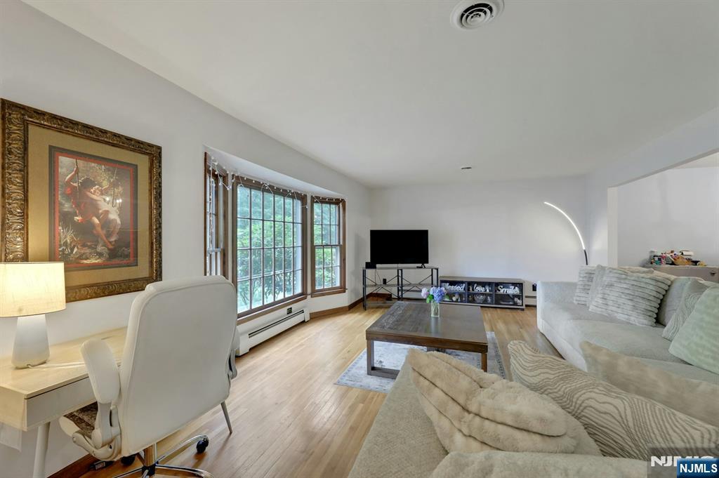 205 Graney Drive — photo 6