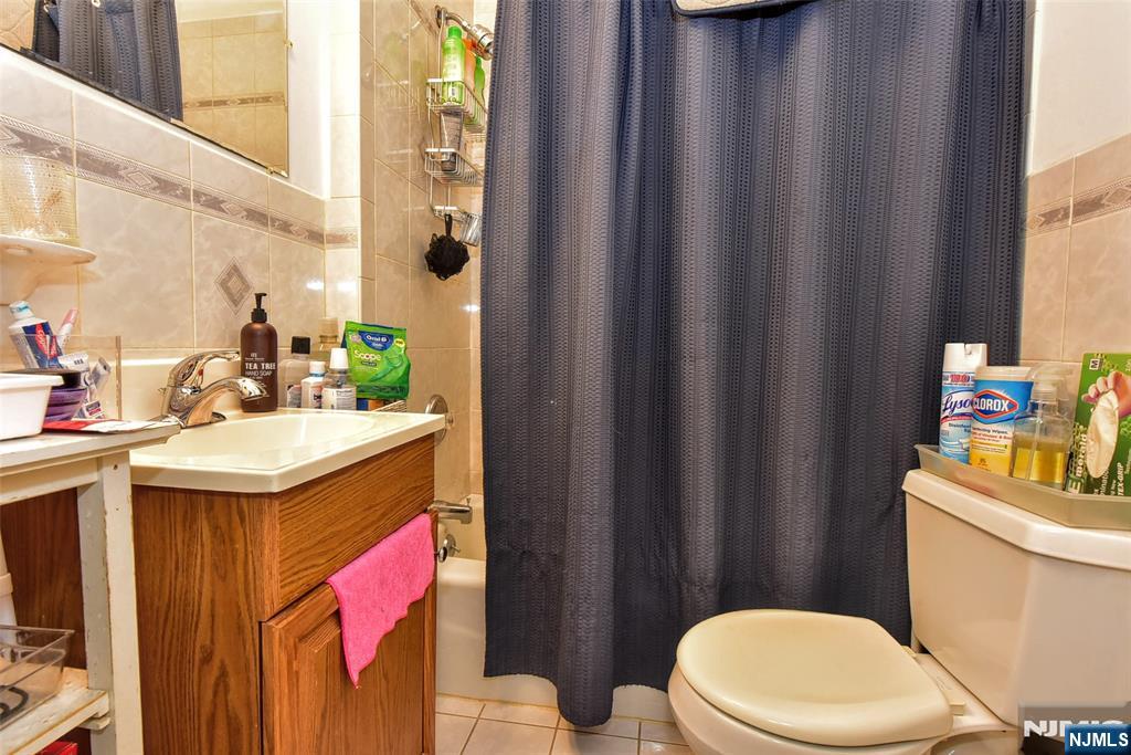 Bathroom of Unit A.