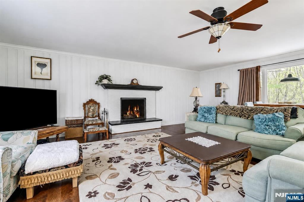 Homes for sale in Ringwood, NJ | 33 Brooksyde Ave, Ringwood, NJ 07456 | MLS# 26018825