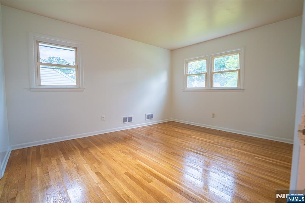 338 Main Street, New Milford, NJ 07646 Listing Photo  15