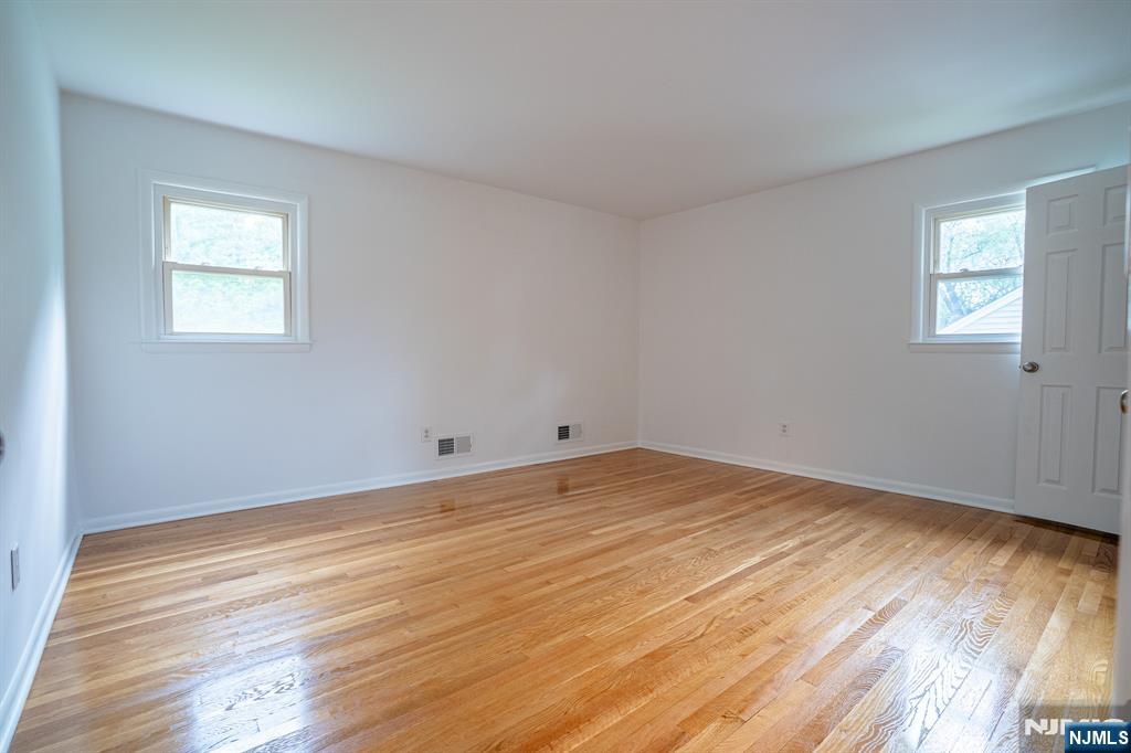 338 Main Street, New Milford, NJ 07646 Listing Photo  17