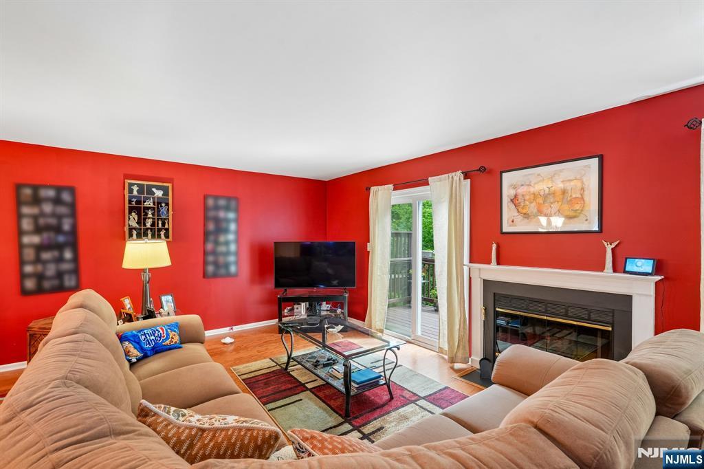 53 Woodledge Court - Photo 4