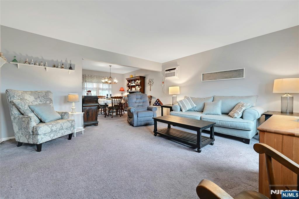 347 Chestnut Avenue - Photo 4