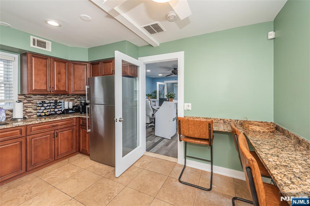 414 Clifton Avenue — photo 15