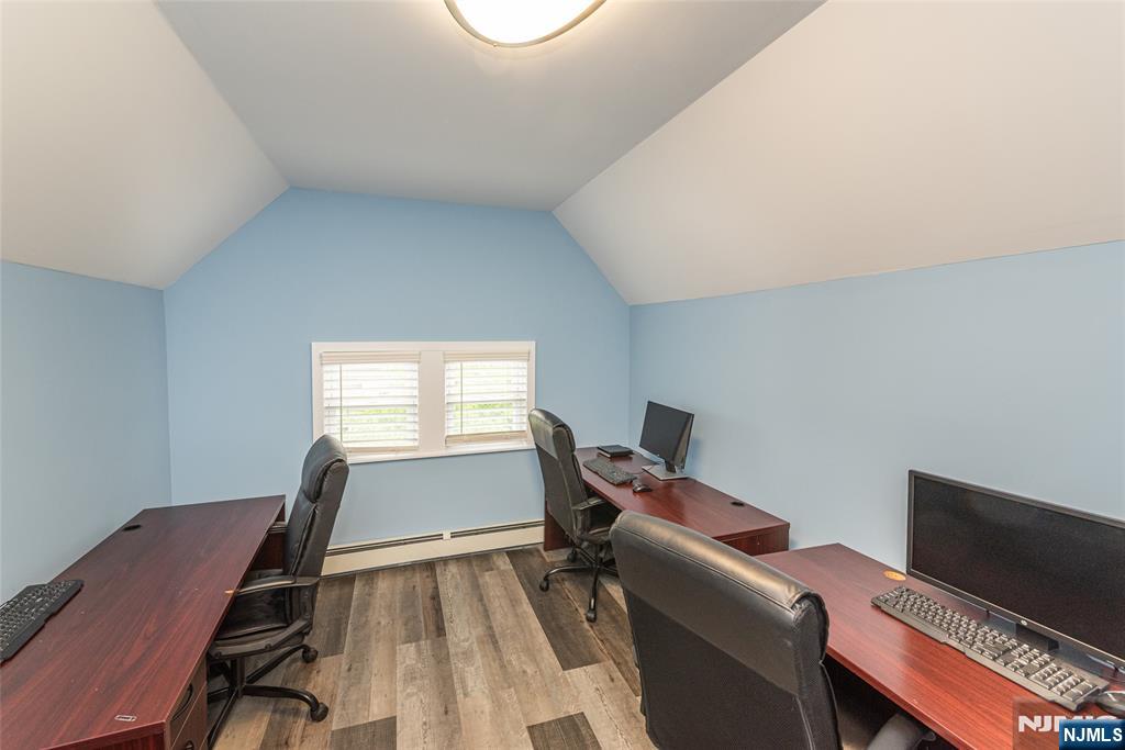 414 Clifton Avenue — photo 23