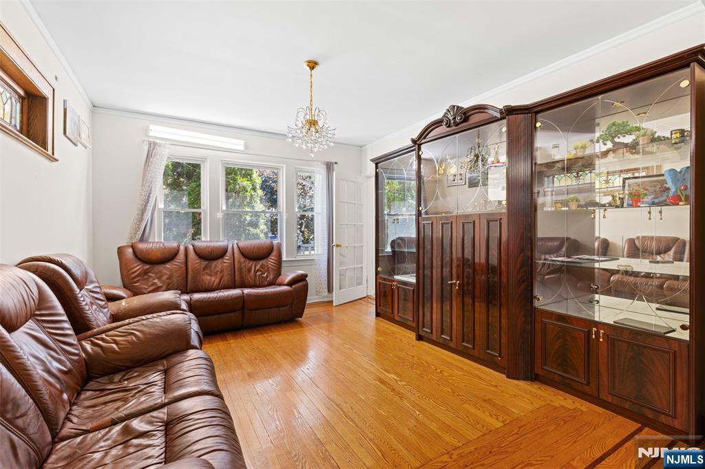 13-07 Willow St, Fair Lawn, NJ 07410