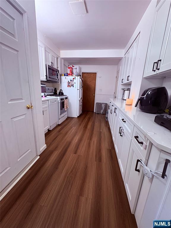 344 Valley Brook Avenue 1 - Photo 5