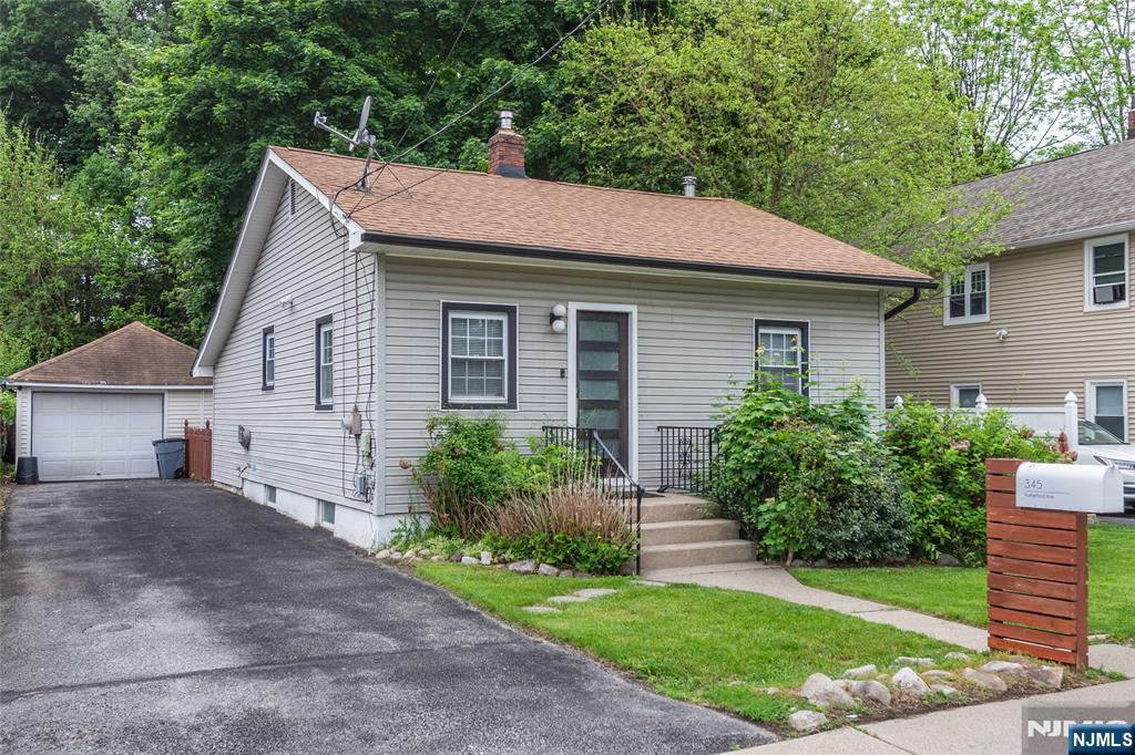 Homes for sale in Franklin, NJ | 345 Rutherford Ave, Franklin, NJ 07416 | MLS# 26018866