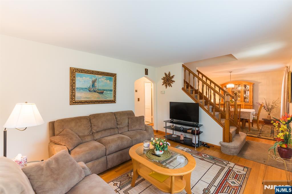 64 Howard Street - Photo 4