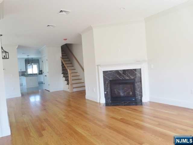 427 Westview, #A, Fort Lee, NJ 07024 Listing Photo  5