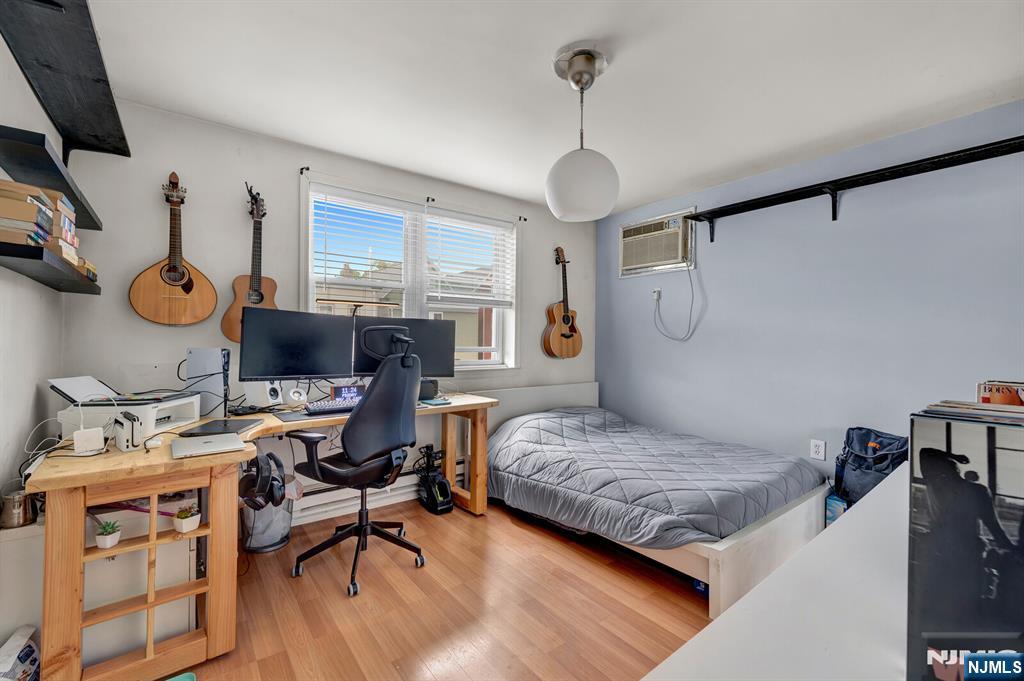 103 Houston Street — photo 12