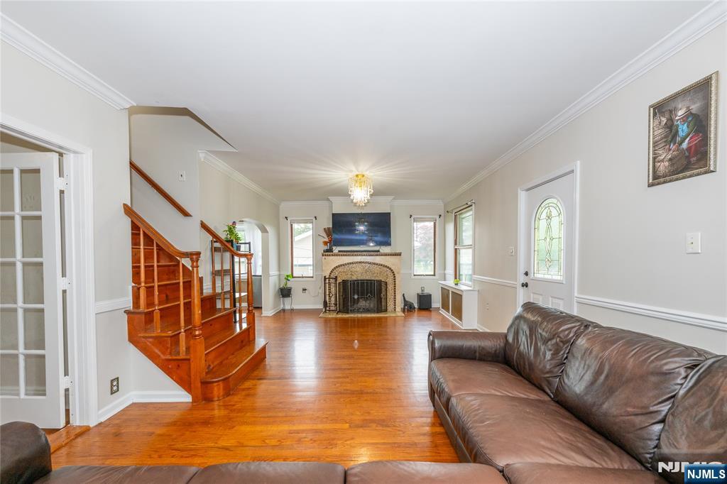 1022 Ringwood Avenue - Photo 3