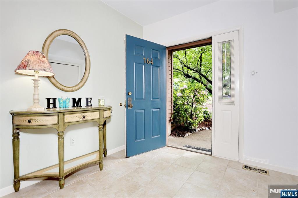 164 Winchester Court 164A - Photo 4