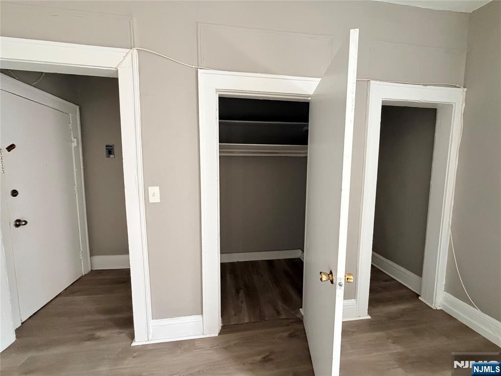 16 Irving C7 - Photo 2