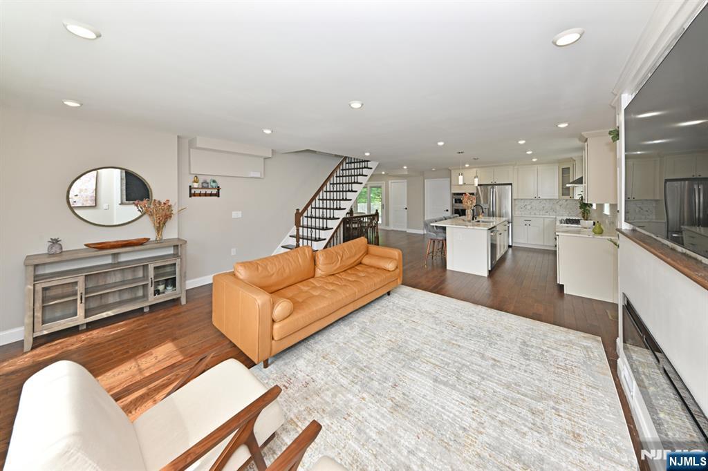 119 Lenox Avenue - Photo 3