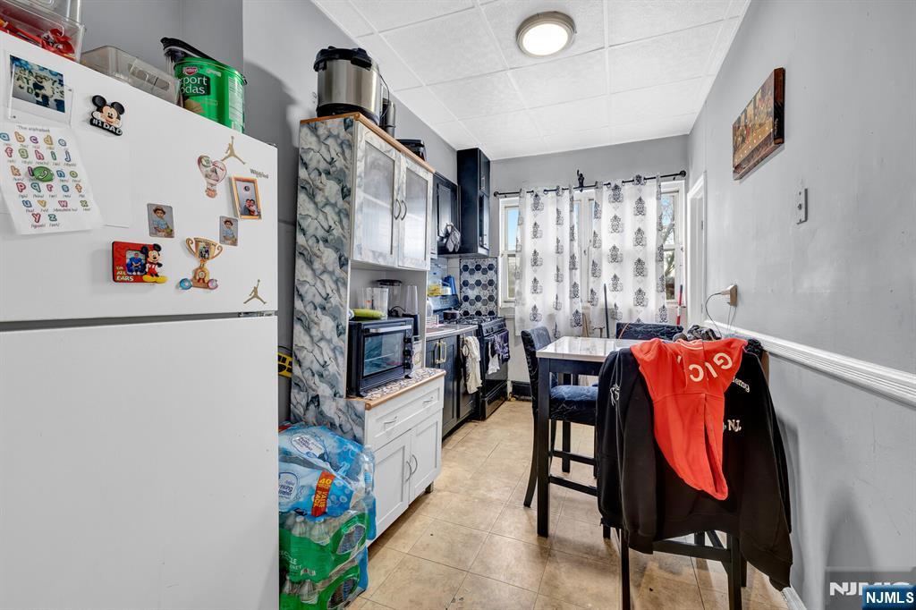 513 11th Street - Photo 6