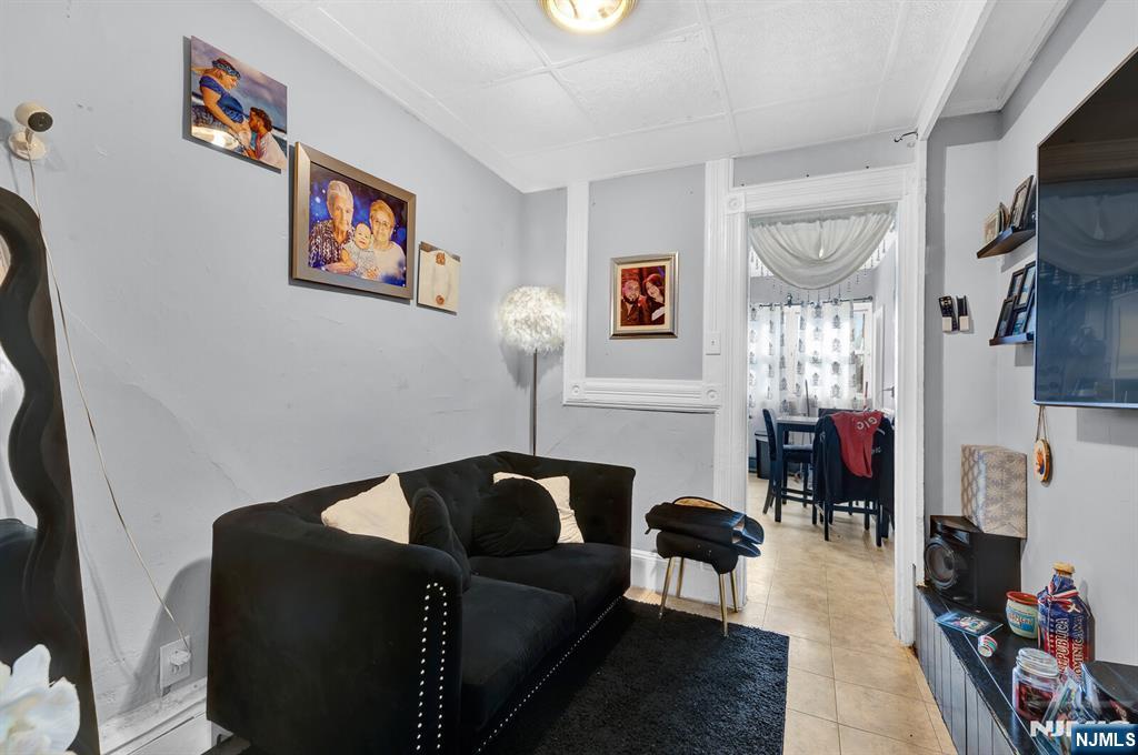 513 11th Street - Photo 9