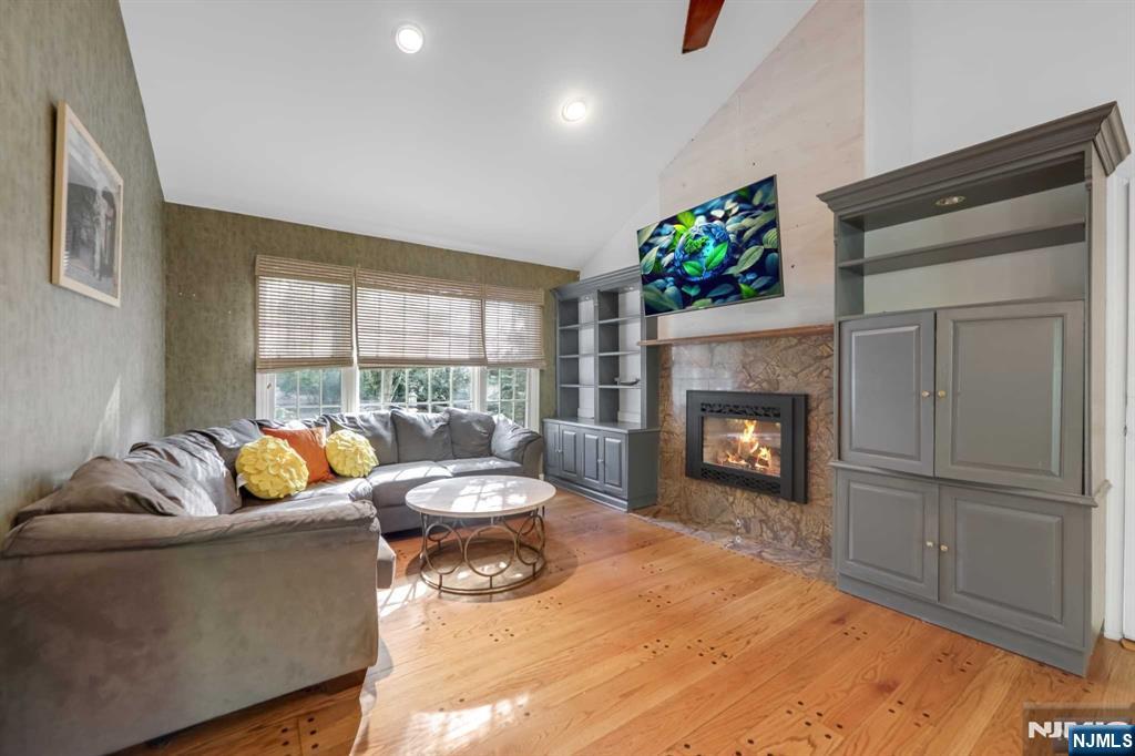 5 Monroe, Mahwah, NJ 07430 Listing Photo  6