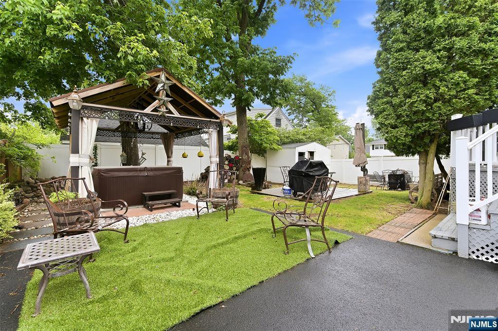475 Albert Place, New Milford, NJ 07646 Listing Photo  32