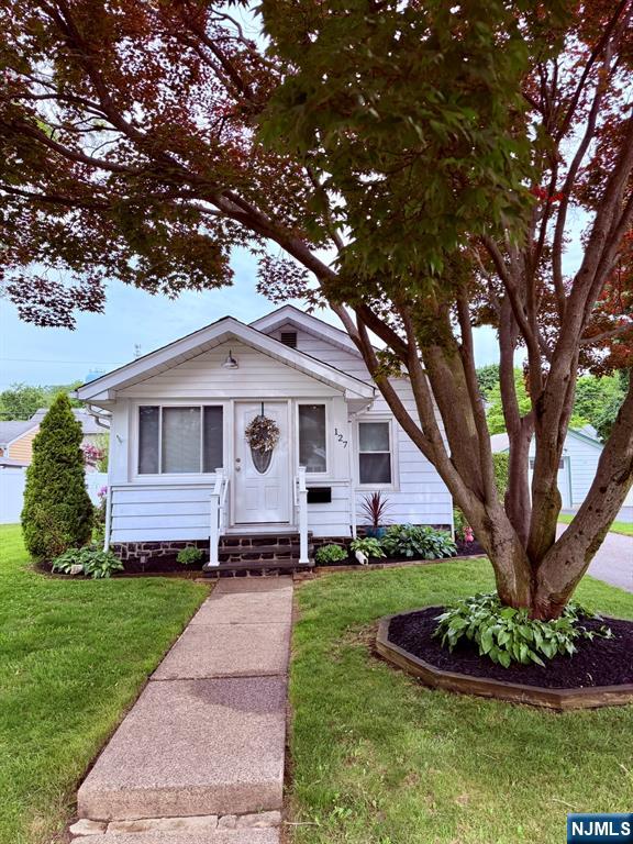 127 Jackson Street - Photo 2