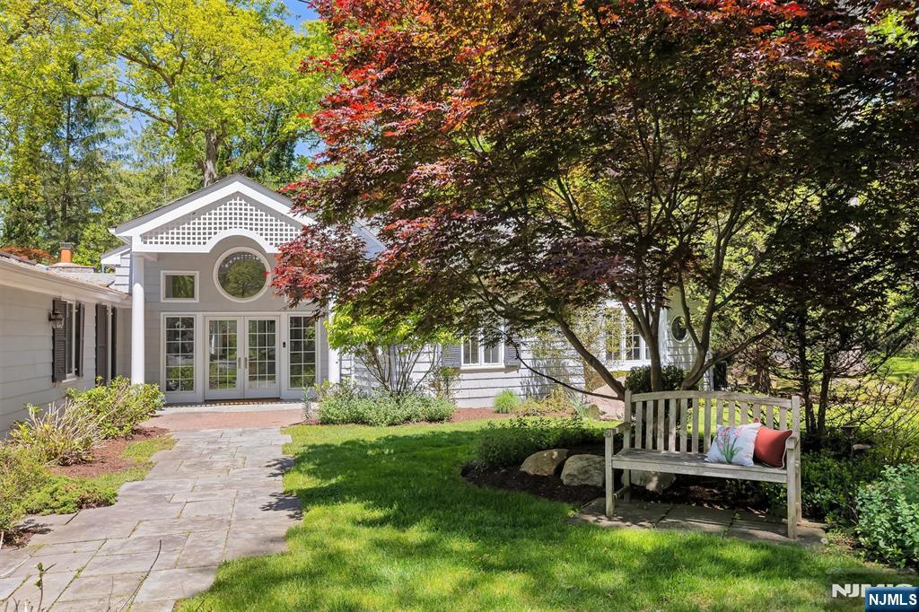 1 Hickory Lane - Photo 1