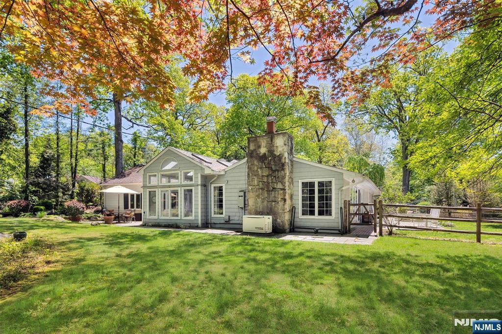 1 Hickory Lane — photo 38