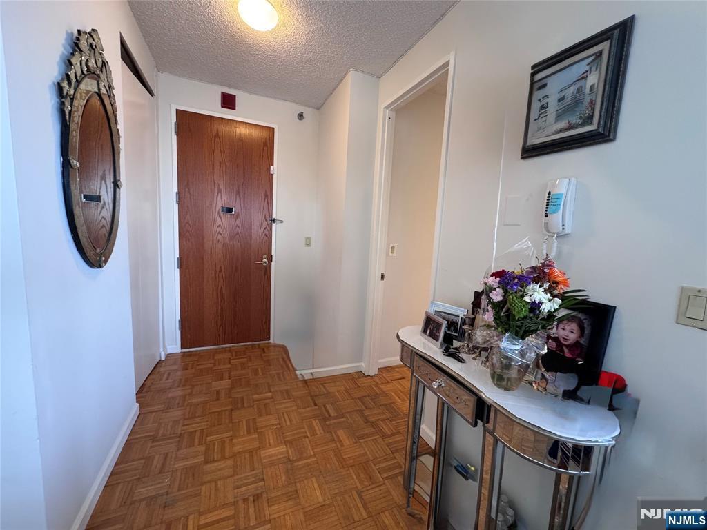 100 Carlyle #5J North, Cliffside Park, NJ 07010