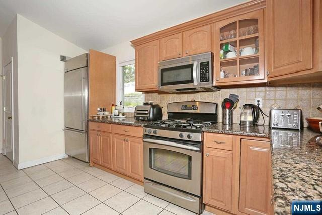 84 12th, Cresskill, NJ 07626 Listing Photo  19