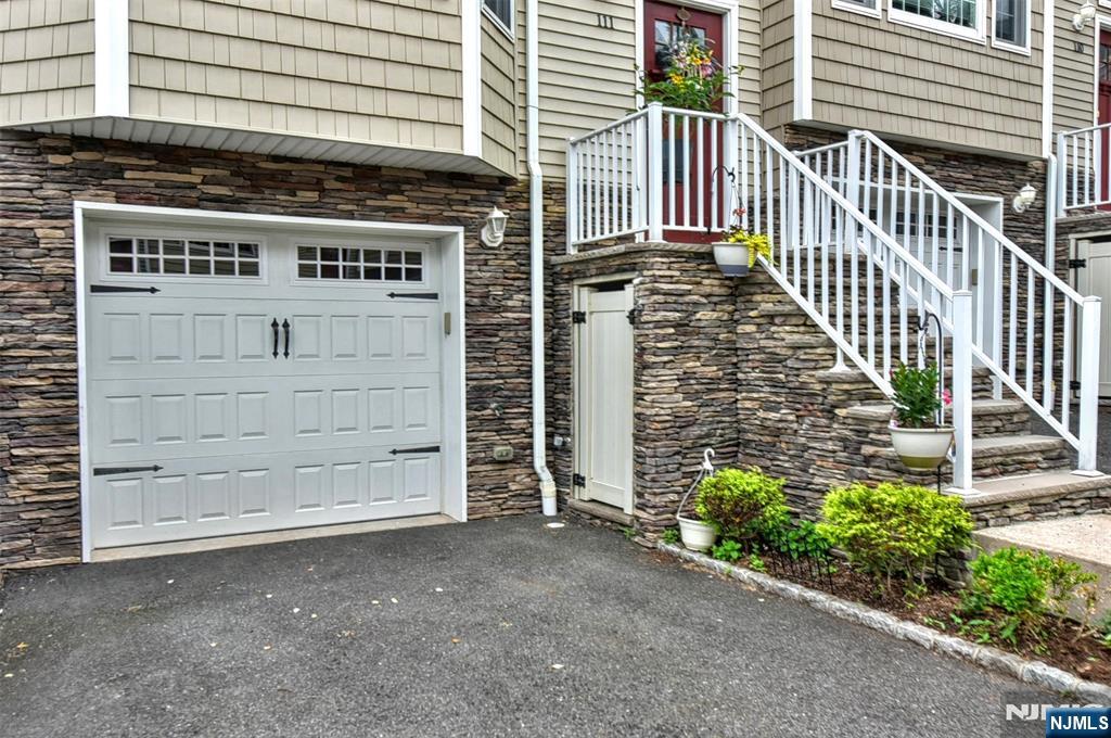 451 Springfield Ave #111, Hasbrouck Heights, NJ 07604