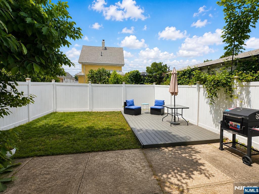 18 Garden Street, Ridgefield Park, NJ 07660 Listing Photo  9
