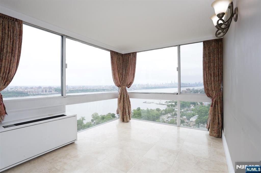 200 Old Palisade Road #15C